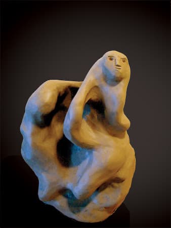 Women Dancing — Image 1